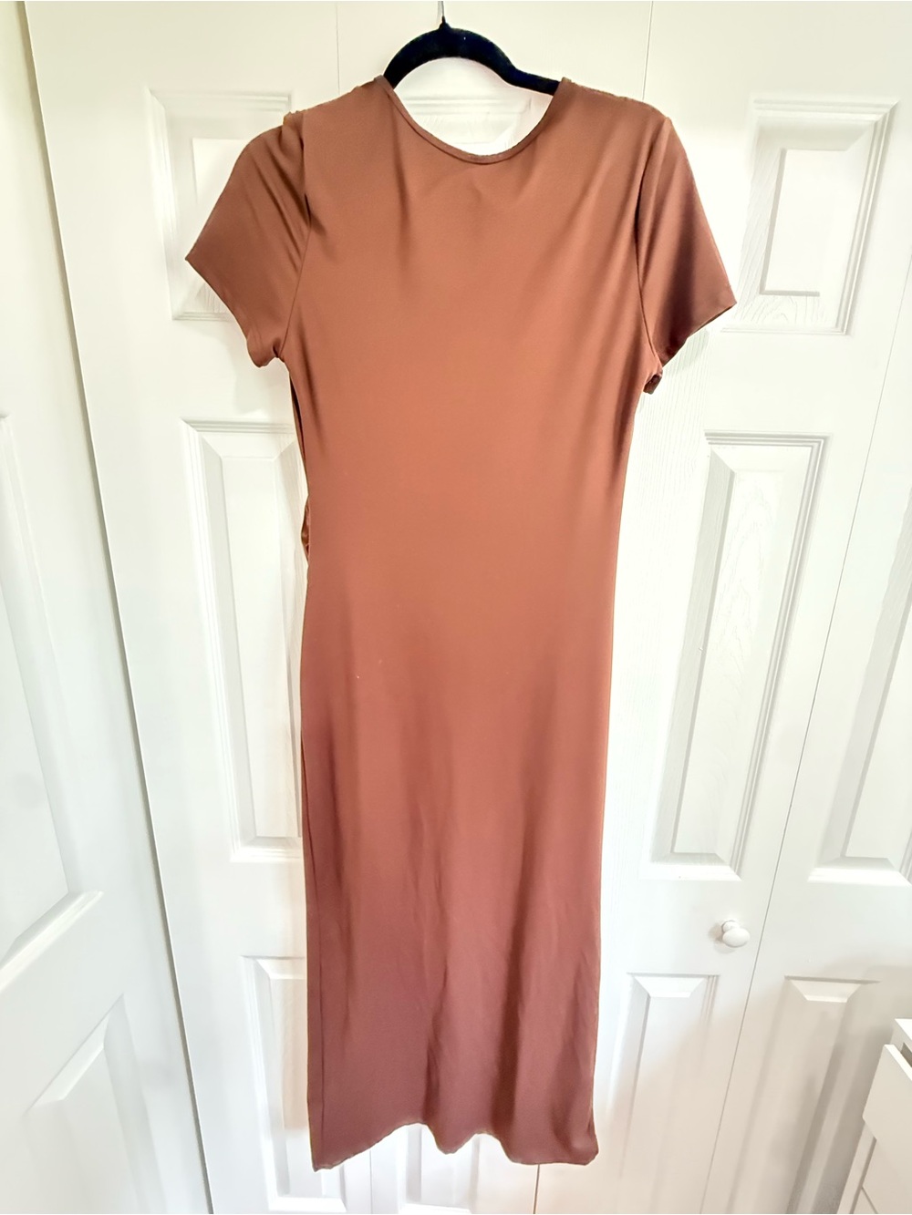 Women’s Short Sleeve Maxi Dress in Rust Brown